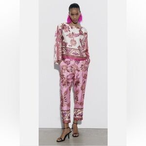 Zara Vibrant Pink Floral Satin Ankle Length Pants Size Small